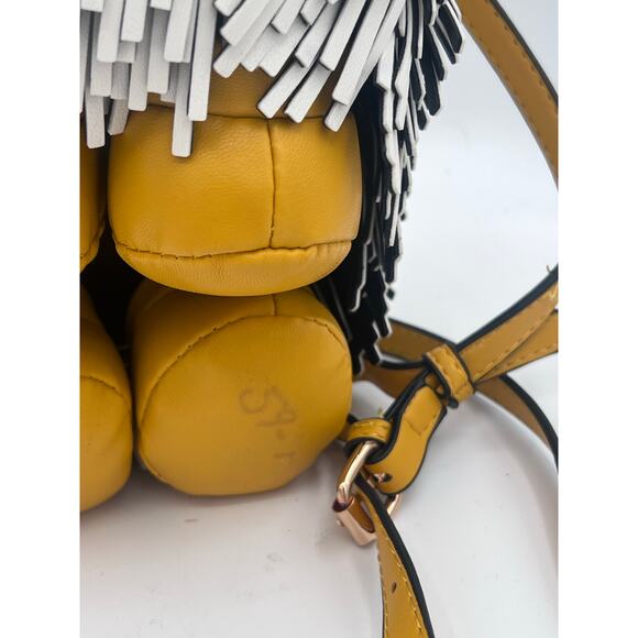 Fringe Dog-Shaped Handbag with Yellow Strap - Picture 4 of 6
